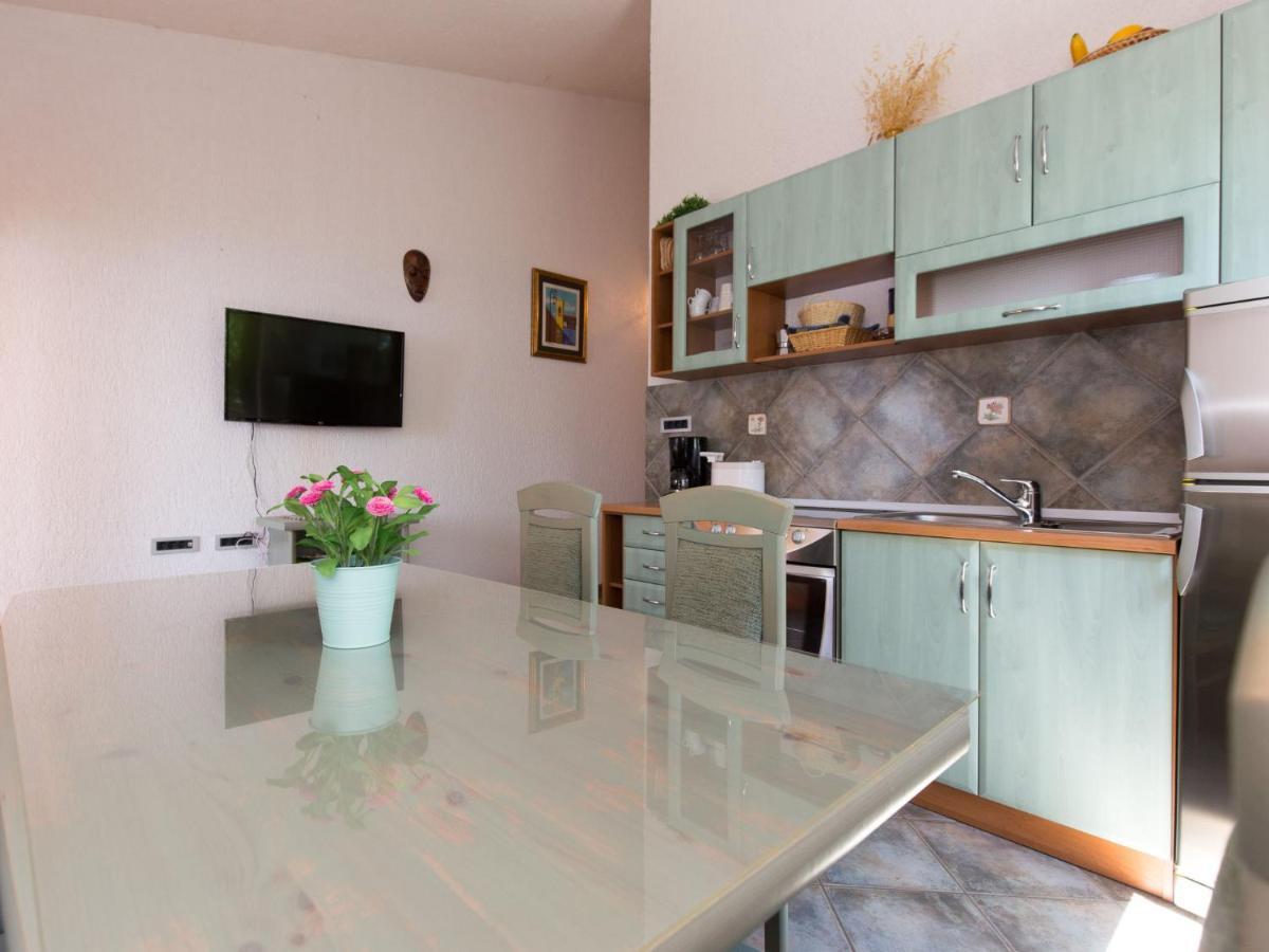 Apartment Starigrad-4 By Interhome 스타리그라드 외부 사진